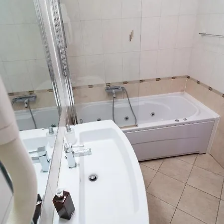 Apartamento Kolovare By Belmont Realty