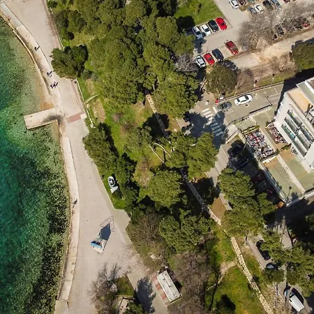 Daire Kolovare By Belmont Realty