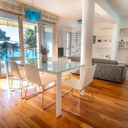 Kolovare By Belmont Realty Apartman Zára