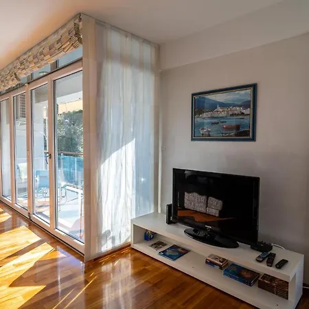 Kolovare By Belmont Realty Daire *