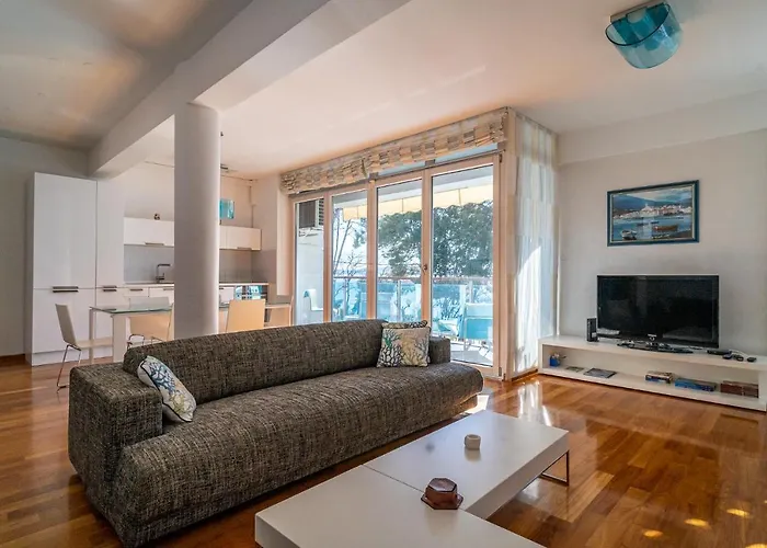 Kolovare By Belmont Realty Lejlighed *