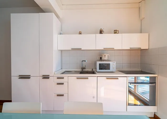 Kolovare By Belmont Realty Lejlighed *
